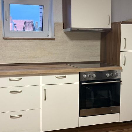 Gemuetliche 2 Zimmer Wohnung Бад-Херсфельд Экстерьер фото